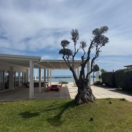 Cinziahome Boutique Bed & Breakfast 4*